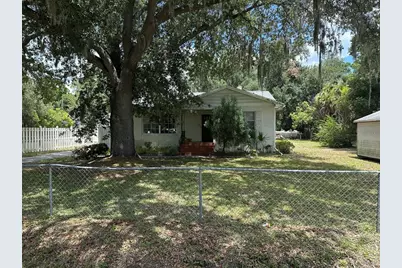 808 N Johnson Street, Plant City, FL 33563 - Photo 2
