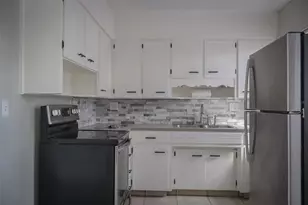 2708 Dixie Rd, Lakeland, FL 33801 - Photo 8