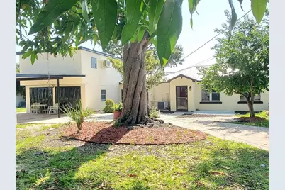 912 Lake Jessie Drive, Winter Haven, FL 33881 - Photo 1