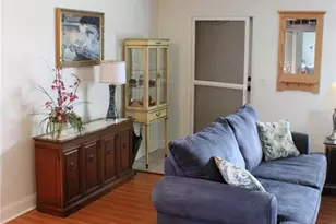 1802 Bedford Terrace, Sun City Center, FL 33573 - Photo 10