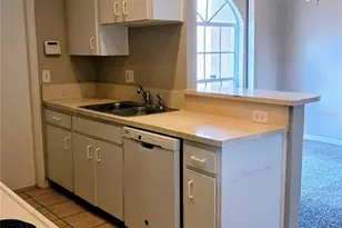 2697 Hickory Ridge Dr, Lakeland, FL 33813 - Photo 6