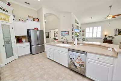 2356 Lake James Way, Lakeland, FL 33810 - Photo 10