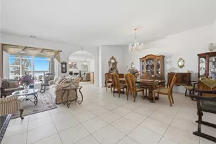 118 W Juliana Way, Auburndale, FL 33823 - Photo 2