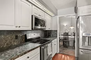 2124 Velvet Way, Lakeland, FL 33811 - Photo 10