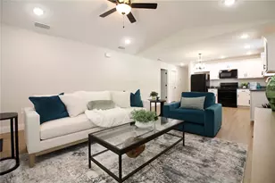 1242 Dorothy St, Lakeland, FL 33815 - Photo 4