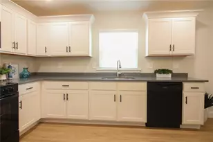 1242 Dorothy St, Lakeland, FL 33815 - Photo 12