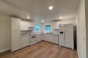 912 Lake Jessie Dr, Winter Haven, FL 33881 - Photo 2