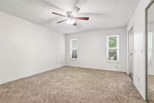6540 Foxmoor Dr, Zephyrhills, FL 33542 - Photo 30