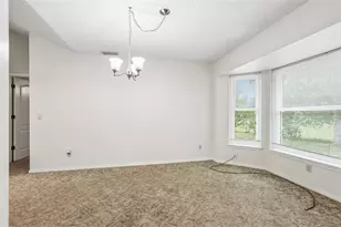 6540 Foxmoor Dr, Zephyrhills, FL 33542 - Photo 18