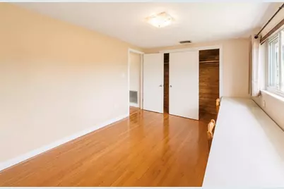 205 E Jersey Avenue, Brandon, FL 33510 - Photo 26
