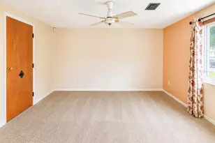 205 E Jersey Ave, Brandon, FL 33510 - Photo 14