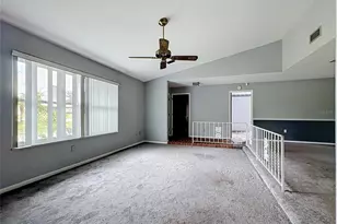 629 Orange Valley Cir, Lakeland, FL 33813 - Photo 6