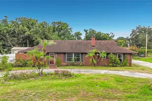 629 Orange Valley Cir, Lakeland, FL 33813 - Photo 2