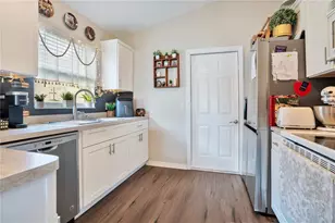 2704 Redwood St, Mulberry, FL 33860 - Photo 12