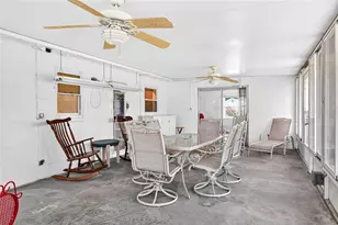 6739 Farris Dr, Lakeland, FL 33811 - Photo 40