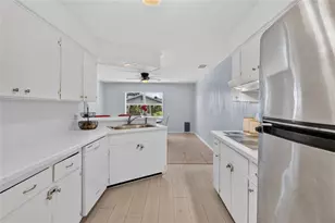 54 Lake Link Cir SE, Winter Haven, FL 33884 - Photo 24