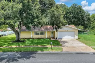 3230 Cross Fox Dr, Mulberry, FL 33860 - Photo 2