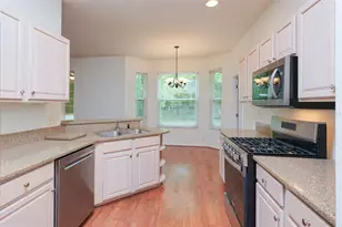 3351 Songbird Ln, Lakeland, FL 33811 - Photo 8