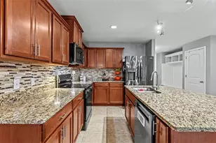 5758 Lacar Way, Lakeland, FL 33805 - Photo 10