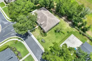 5704 Lake Victoria Dr, Lakeland, FL 33813 - Photo 6