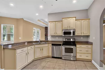 5704 Lake Victoria Drive, Lakeland, FL 33813 - Photo 20