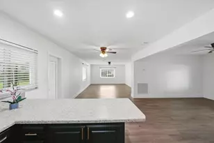 1210 Carol Ave, Auburndale, FL 33823 - Photo 14