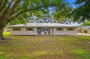 1210 Carol Ave, Auburndale, FL 33823 - Photo 2