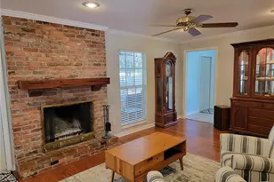 4435 Mt View Dr, Lakeland, FL 33813 - Photo 6