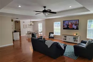 4435 Mt View Dr, Lakeland, FL 33813 - Photo 4