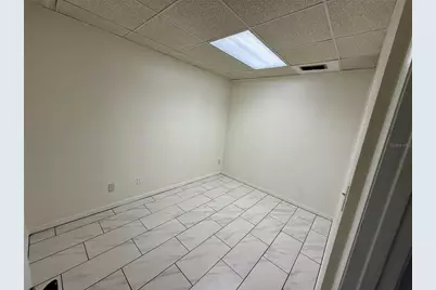 1804 W Baker Street #E, Plant City, FL 33563 - Photo 8