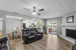 1309 Cinnamon Way W, Lakeland, FL 33801 - Photo 4