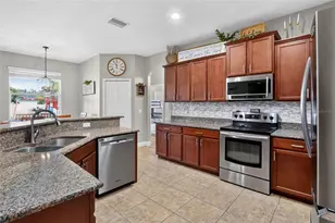 4015 Tiverton Way, Lakeland, FL 33813 - Photo 16