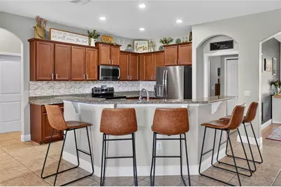 4015 Tiverton Way, Lakeland, FL 33813 - Photo 18