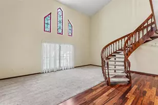 633 Victoria Square Ln, Lakeland, FL 33813 - Photo 4