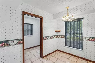 633 Victoria Square Ln, Lakeland, FL 33813 - Photo 12