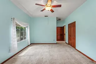 633 Victoria Square Ln, Lakeland, FL 33813 - Photo 22