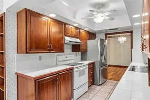 633 Victoria Square Ln, Lakeland, FL 33813 - Photo 10