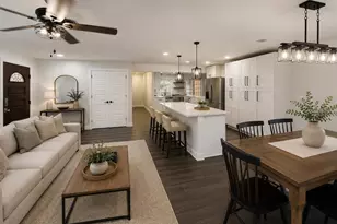 1809 Stella Ct N, Lakeland, FL 33813 - Photo 2