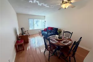 223 Windsor St, Lakeland, FL 33803 - Photo 10