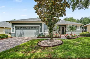 181 Crepe Myrtle Dr, Groveland, FL 34736 - Photo 2