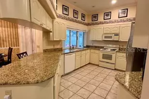 1826 Westminster Ct, Lakeland, FL 33809 - Photo 10