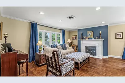 715 Laurel Lane, Lakeland, FL 33813 - Photo 8