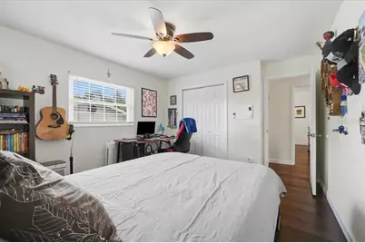 4520 Orangewood Loop E, Lakeland, FL 33813 - Photo 32