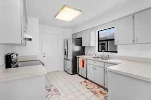 4949 Pleasant Hollow Trail, Lakeland, FL 33811 - Photo 12