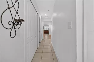 3747 Woodbury Hill Loop, Lakeland, FL 33810 - Photo 10