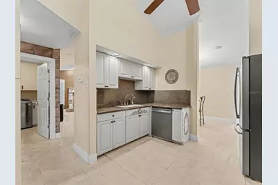 6626 Crescent Lake Drive, Lakeland, FL 33813 - Photo 32