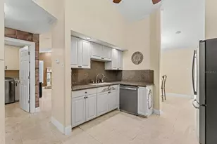 6626 Crescent Lake Dr, Lakeland, FL 33813 - Photo 32