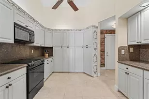 6626 Crescent Lake Dr, Lakeland, FL 33813 - Photo 30