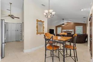 6626 Crescent Lake Dr, Lakeland, FL 33813 - Photo 28