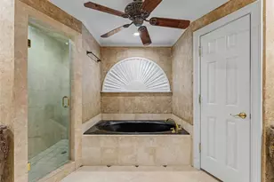 6626 Crescent Lake Dr, Lakeland, FL 33813 - Photo 18